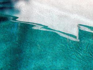 La piscine, le mur 5