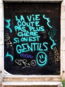 La vie coûte pas plus cher_000713