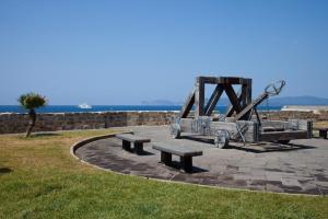 La catapulte/the catapult