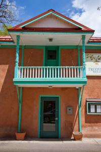 Taos